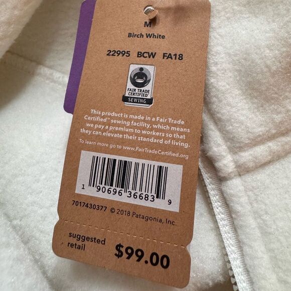 Patagonia W's Classic Synchilla Jacket Birch White M NWT - Picture 3 of 6